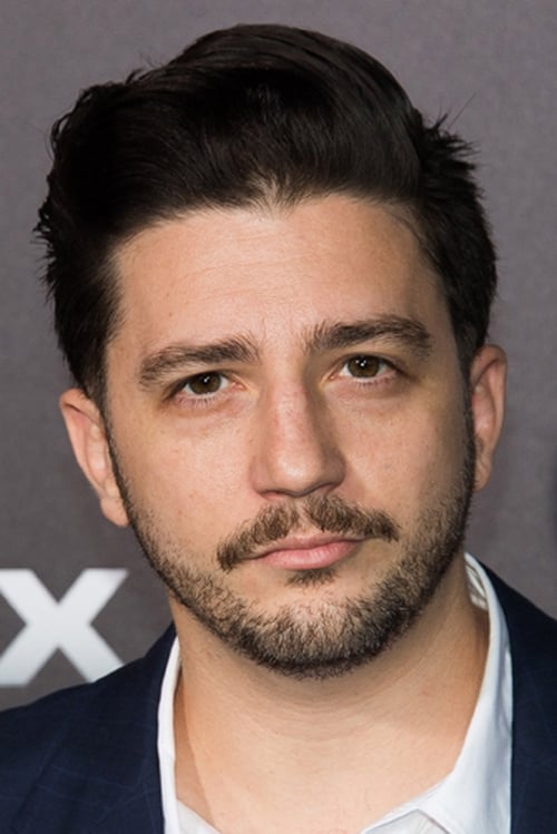 Picture of John Magaro