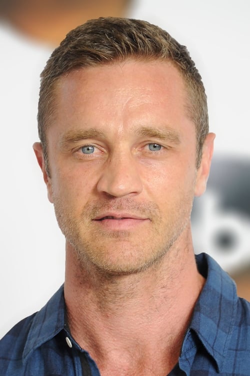 Picture of Devon Sawa