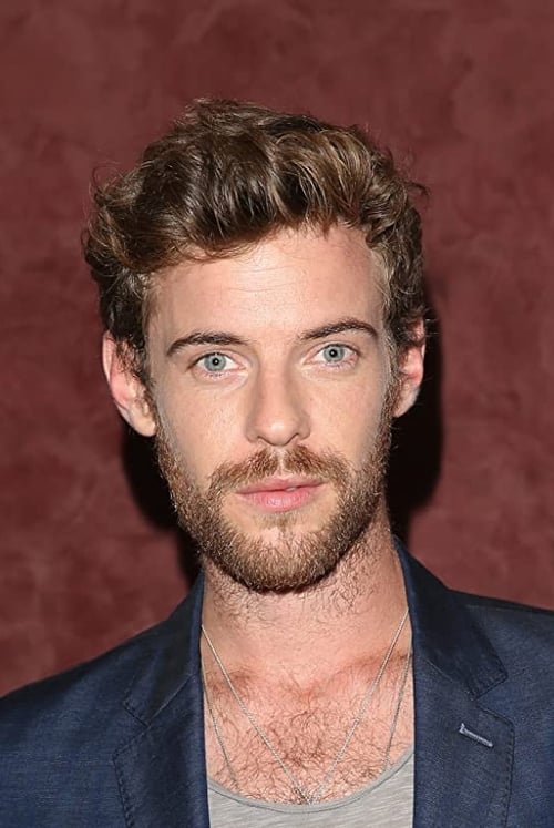 Picture of Harry Treadaway