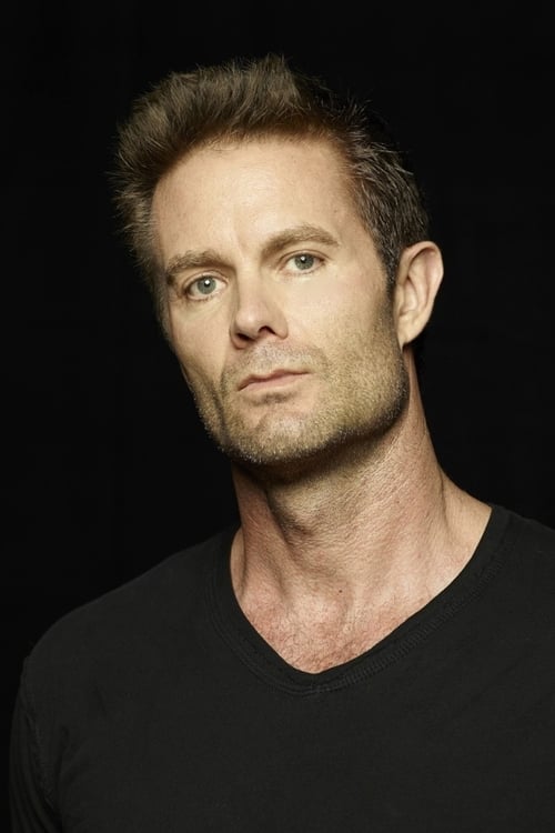 Picture of Garret Dillahunt