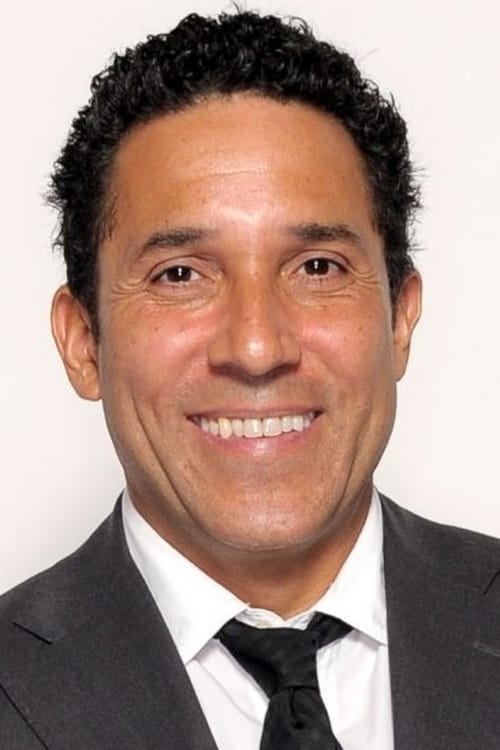 Picture of Oscar Nunez