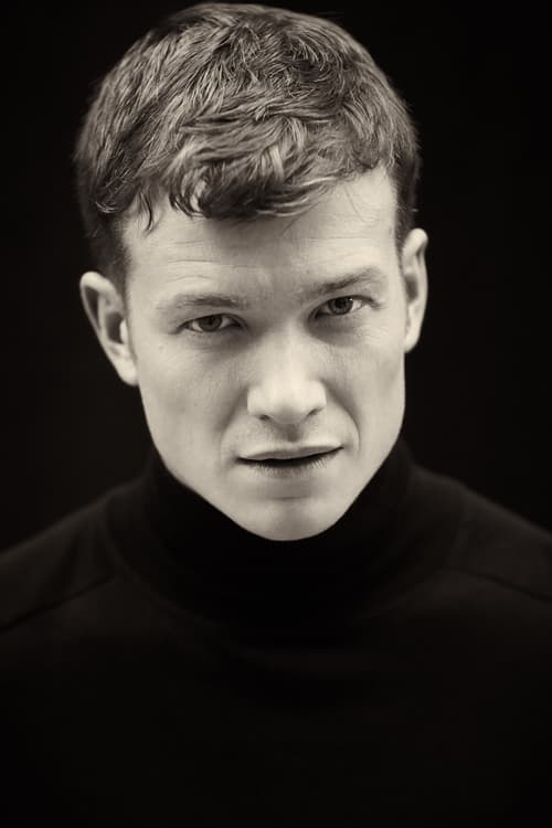 Picture of Ed Speleers