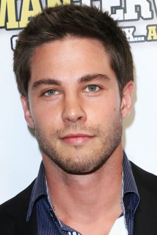 Picture of Dean Geyer