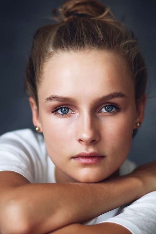 Picture of Olivia DeJonge