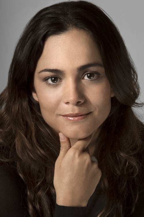 Picture of Alice Braga