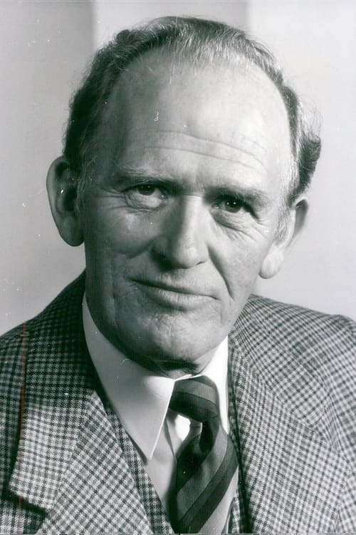 Picture of Gordon Jackson