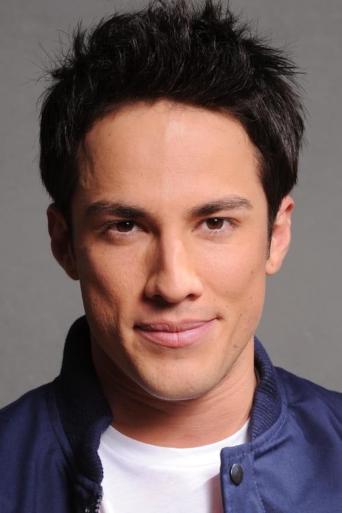 Picture of Michael Trevino