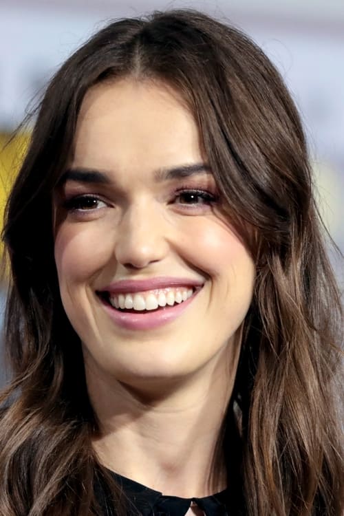 Picture of Elizabeth Henstridge