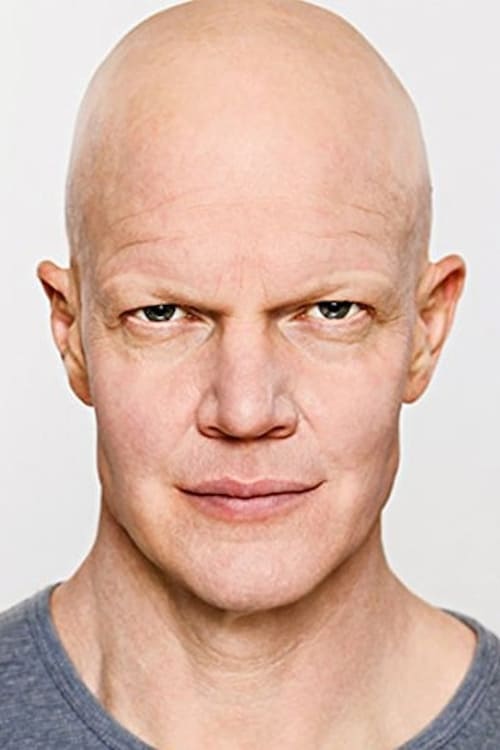 Picture of Derek Mears