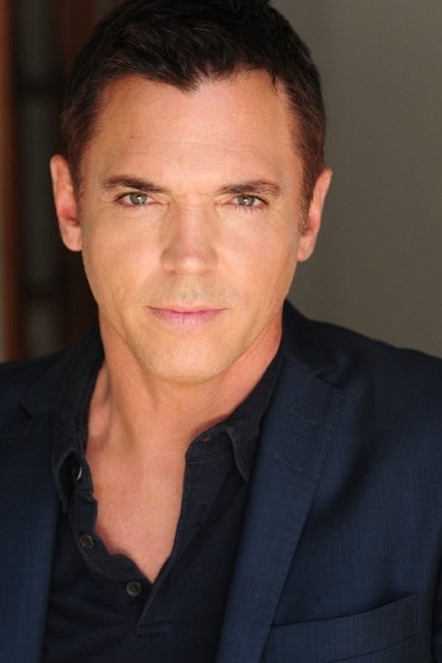 Picture of Nicholas Lea