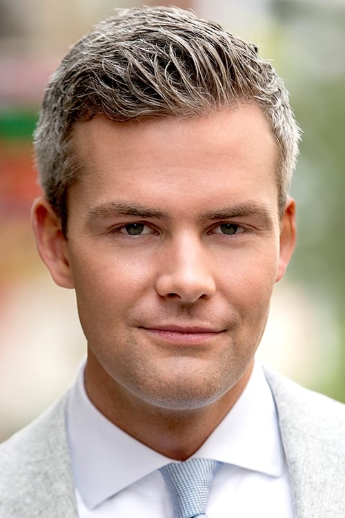 Picture of Ryan Serhant