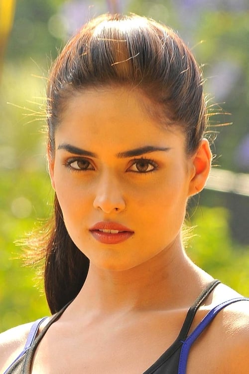 Picture of Nathalia Kaur