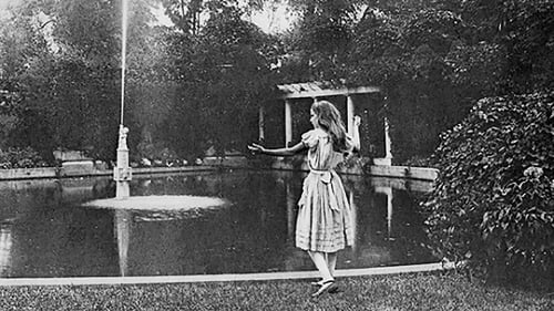 Still image taken from Alice in Wonderland