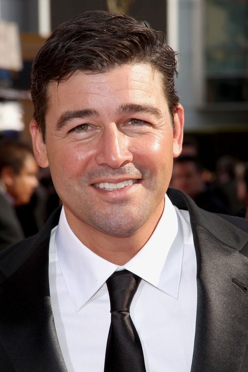 Picture of Kyle Chandler
