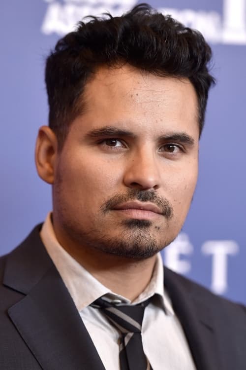 Picture of Michael Peña