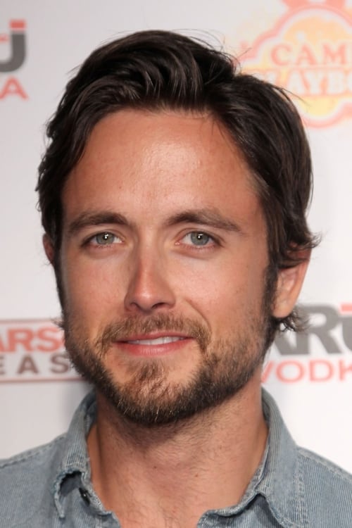 Picture of Justin Chatwin