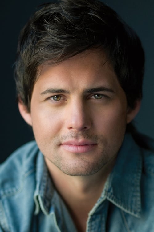 Picture of Kristoffer Polaha