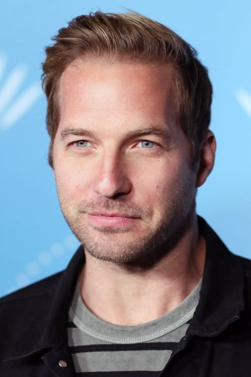 Picture of Ryan Hansen