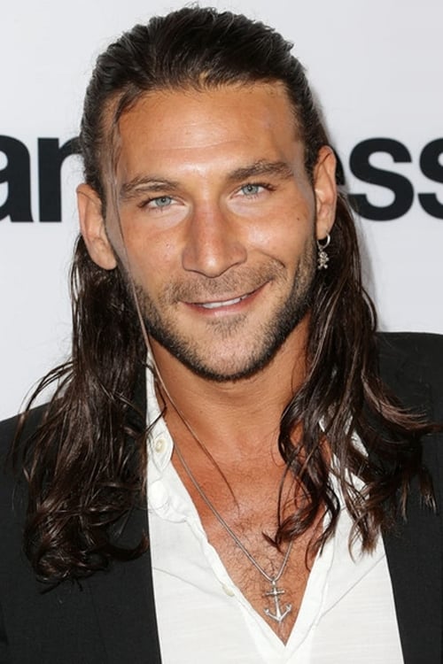 Picture of Zach McGowan
