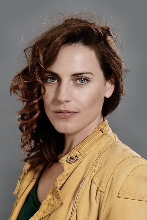 Picture of Antje Traue