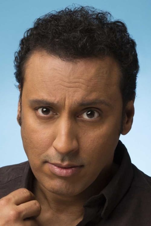 Picture of Aasif Mandvi