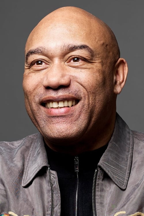 Picture of Gus Casely-Hayford