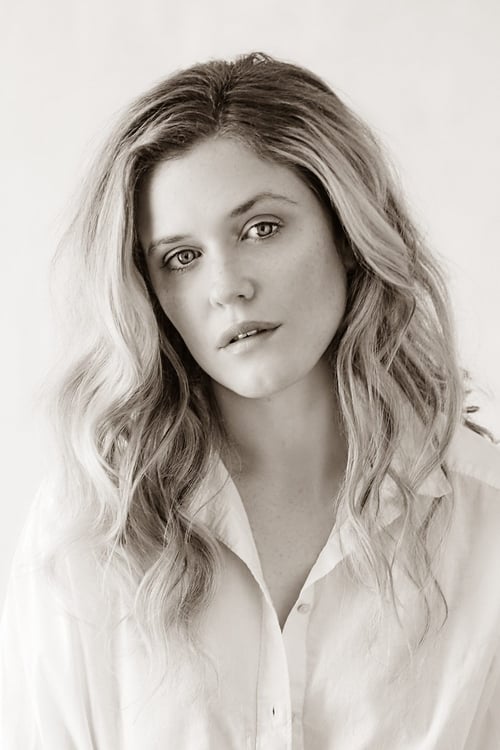 Picture of Harriet Dyer