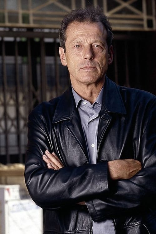 Picture of Leslie Grantham