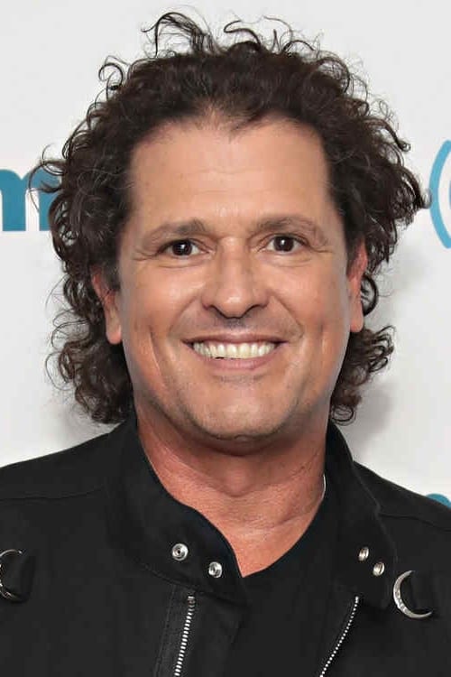 Picture of Carlos Vives
