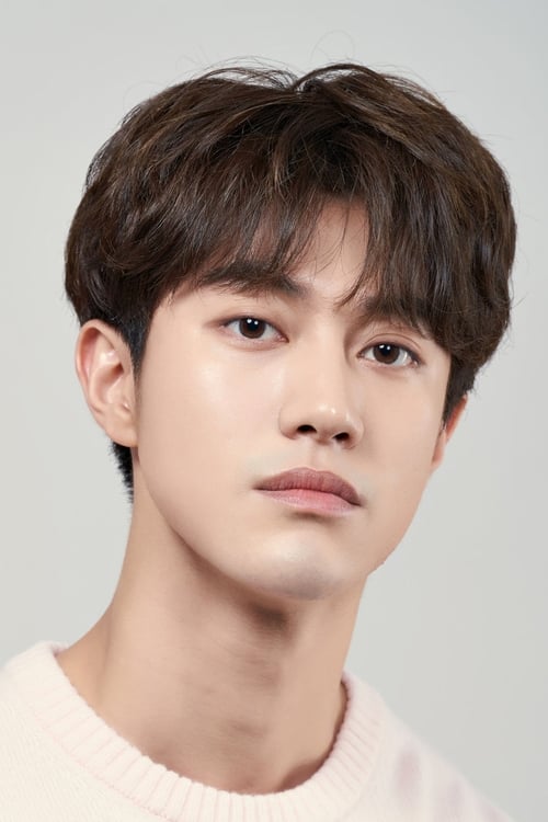 Picture of Kwak Dong-yeon