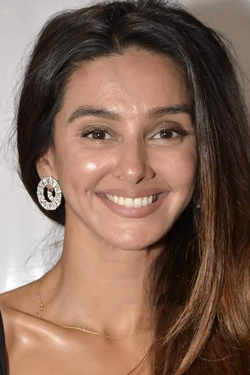 Picture of Shibani Dandekar