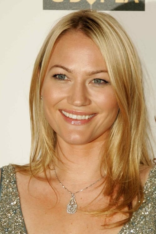 Picture of Sarah Wynter