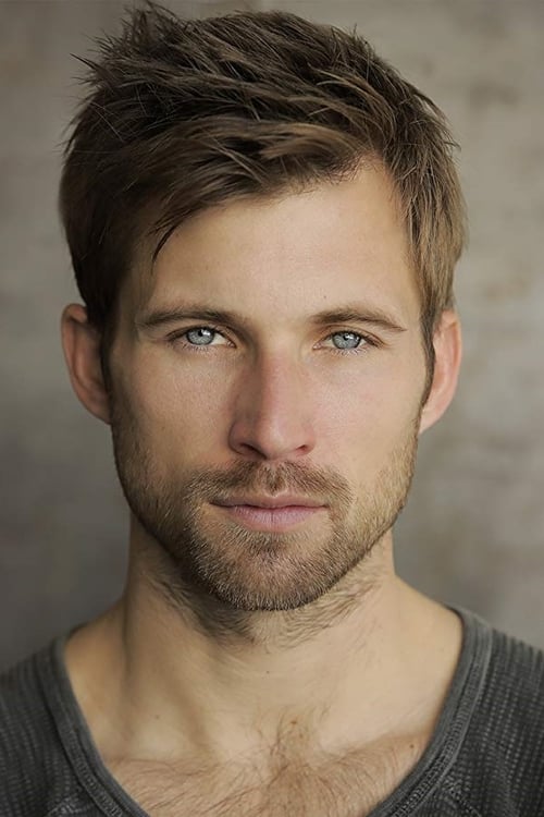 Picture of Justin Deeley
