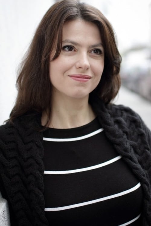 Picture of Laura Vasiliu
