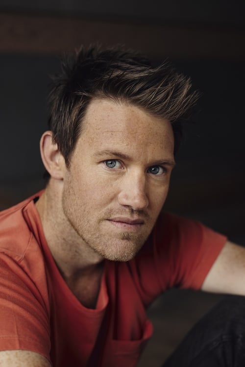 Picture of Eddie Perfect