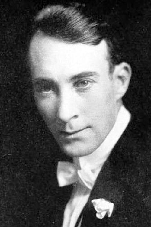 Picture of Raymond Russell