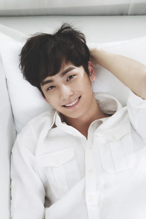 Picture of Jo Yoon-woo