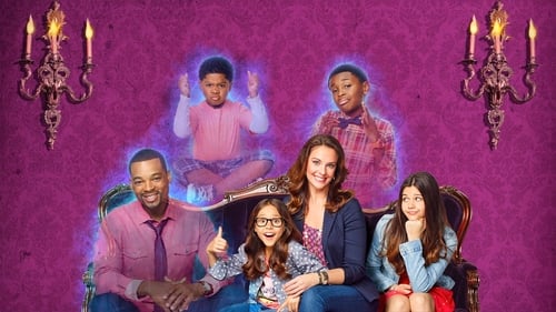 Still image taken from The Haunted Hathaways